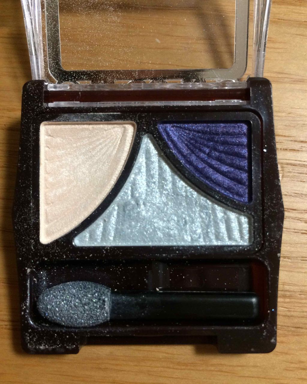 ジューシーピュアアイズ/キャンメイク/アイシャドウパレットを使ったクチコミ(2枚目)