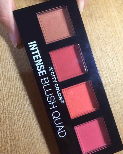 INTENSE BLUSH QUAD /City Cosmetics/パウダーチークを使ったクチコミ(2枚目)