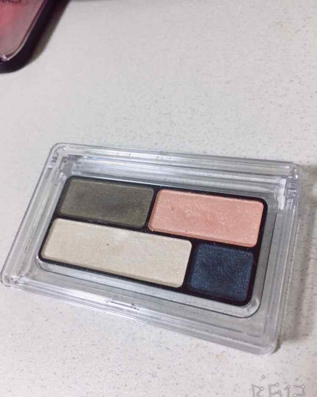 アイカラー(4色タイプ)(旧)/無印良品/アイシャドウパレットを使ったクチコミ(1枚目)