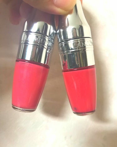 LANCOME  ジューシーシェイカー
301 メリ メロン
372 ベリー テール


ジューシーシェイカーは見た目もかわいい上になんといっても匂いが最高です😊特に私はベリーテール(1枚目右・2枚目下