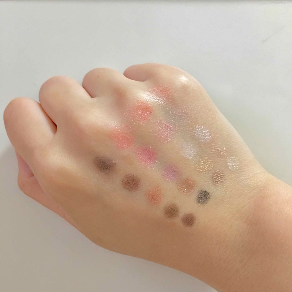 トゥエンティカラーズ/ディアローラ/アイシャドウパレットを使ったクチコミ(3枚目)