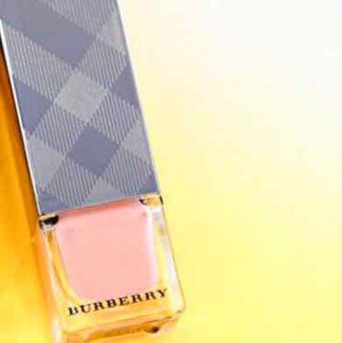 試してみた ネイルポリッシュ Burberry Lips