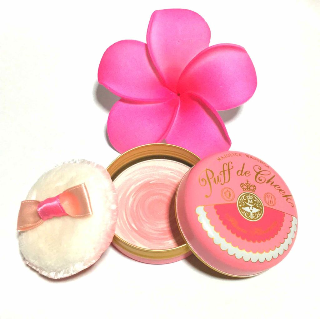 パフ・デ・チーク(フラワーハーモニー)/MAJOLICA MAJORCA/パウダーチークを使ったクチコミ(2枚目)