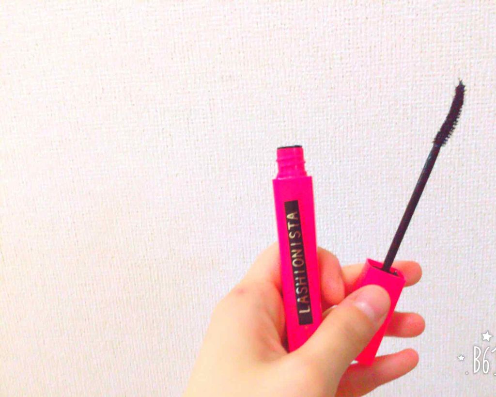 ラッシュニスタ ケアプラス/MAYBELLINE NEW YORK/マスカラを使ったクチコミ(1枚目)