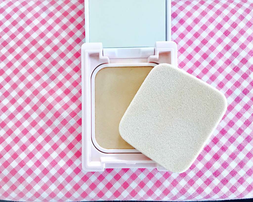 ミネラルリキッドパウダリー オークル00/インテグレート/パウダーファンデーションを使ったクチコミ（2枚目）