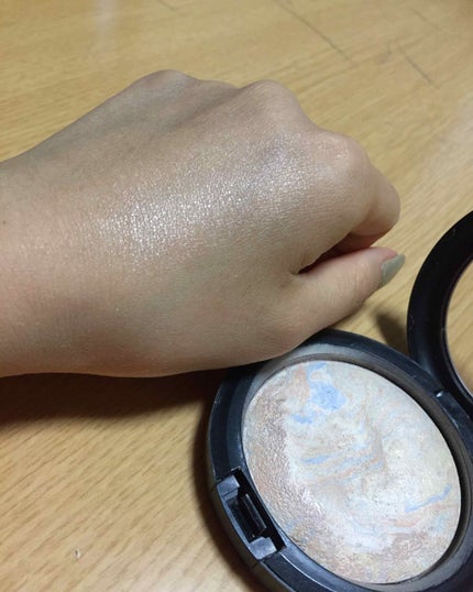 M·A·C ミネラライズ スキンフィニッシュ/M・A・C/パウダーハイライトを使ったクチコミ(2枚目)