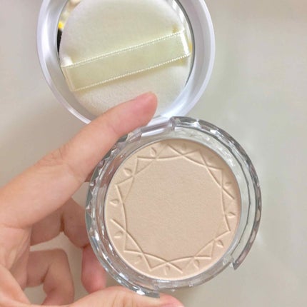 UVクリアフェイスパウダー/CEZANNE/プレストパウダーを使ったクチコミ(2枚目)