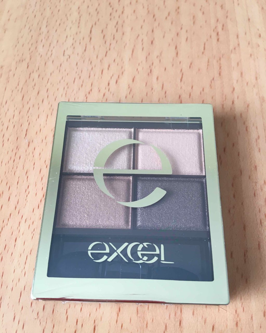 スキニーリッチシャドウ/excel/アイシャドウパレットを使ったクチコミ（1枚目）