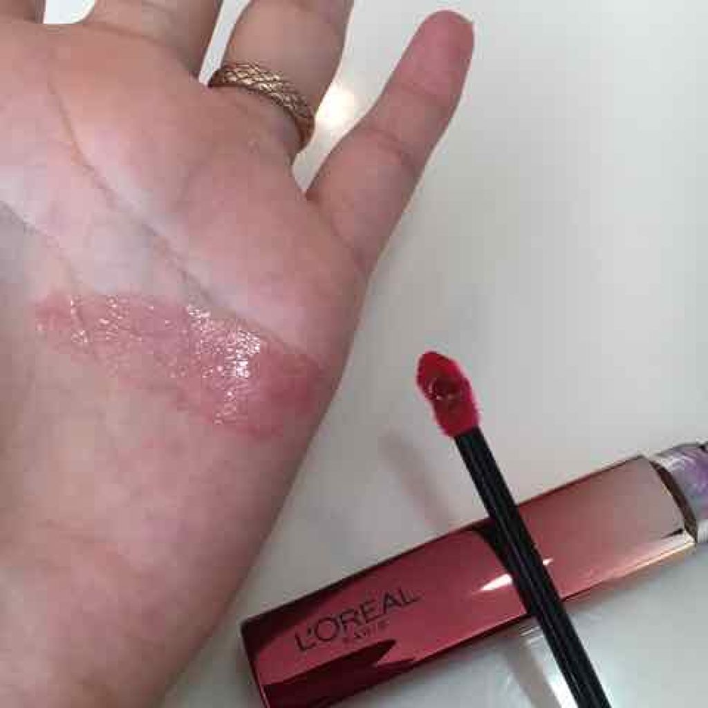 ユイルカレス/ロレアル パリ/リップグロスを使ったクチコミ(3枚目)