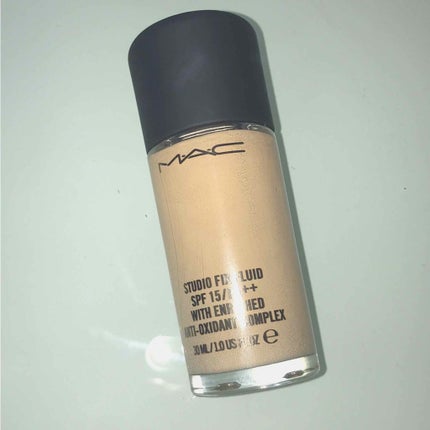 スタジオフィックス フルイッド SPF 15/M・A・C/リキッドファンデーションを使ったクチコミ(1枚目)