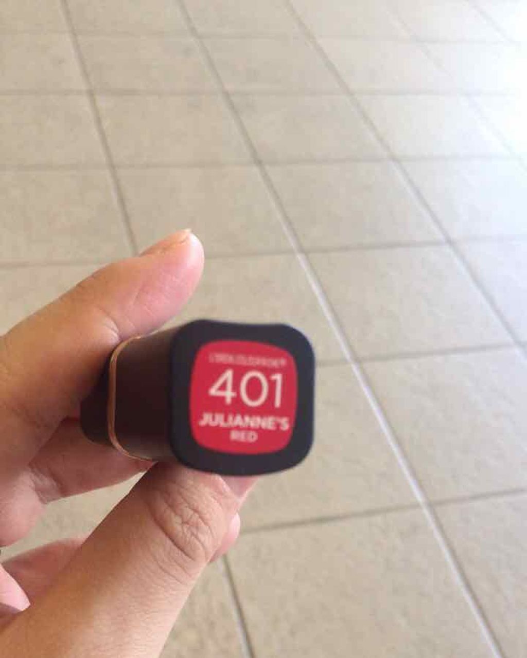 カラーリッチコレクション限定リップスティック、ジュリアンピンク/ロレアル パリ(海外)/口紅を使ったクチコミ（1枚目）