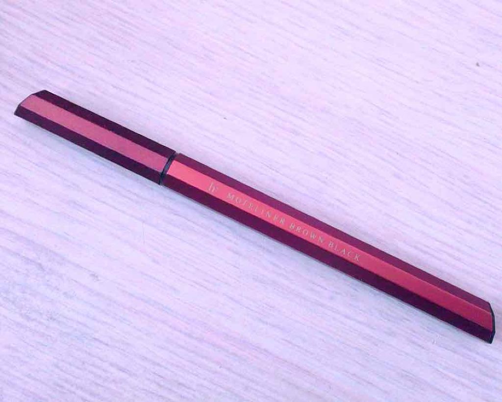 モテライナー リキッド/UZU BY FLOWFUSHI/リキッドアイライナーを使ったクチコミ(1枚目)