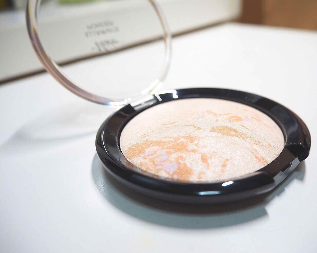 リシェ イルミネート パウダー/Visée/プレストパウダーを使ったクチコミ(3枚目)