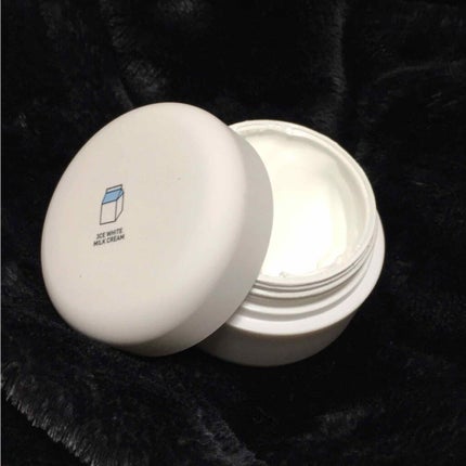 WHITE MILK CREAM/3CE/フェイスクリームを使ったクチコミ(1枚目)