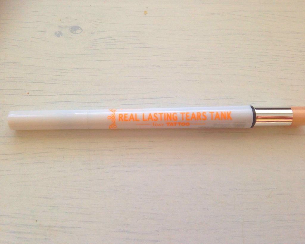 リアルラスティング ティアーズタンク/K-パレット/スティックアイシャドウを使ったクチコミ（1枚目）