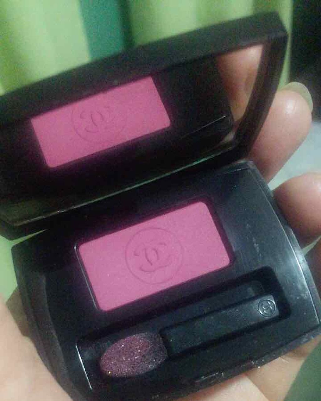 オンブル エサンシエル/CHANEL/単色アイシャドウを使ったクチコミ(1枚目)