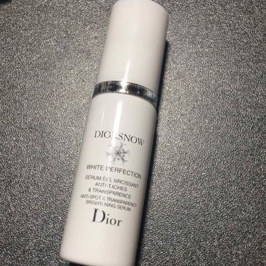Dior スノー ホワイトニング セラムのクチコミ「
こちらもポーチ付きでミニサイズです。

使ったらまたレビューします。


#Dior
#乳液
..」（1枚目）