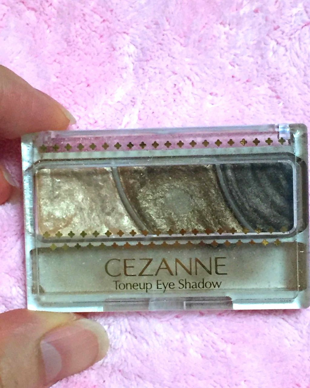 トーンアップアイシャドウ/CEZANNE/アイシャドウパレットを使ったクチコミ(1枚目)