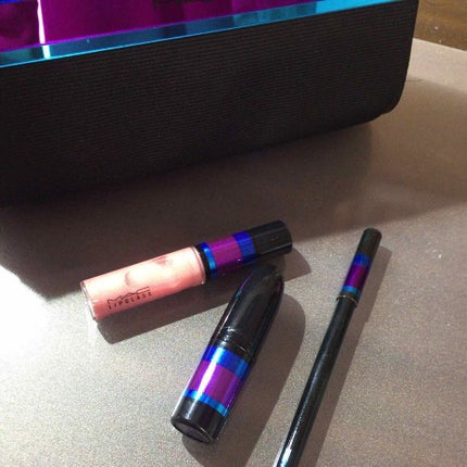 エンチャンテッド イヴ リップ バッグ/M・A・C/メイクアップキットを使ったクチコミ(1枚目)