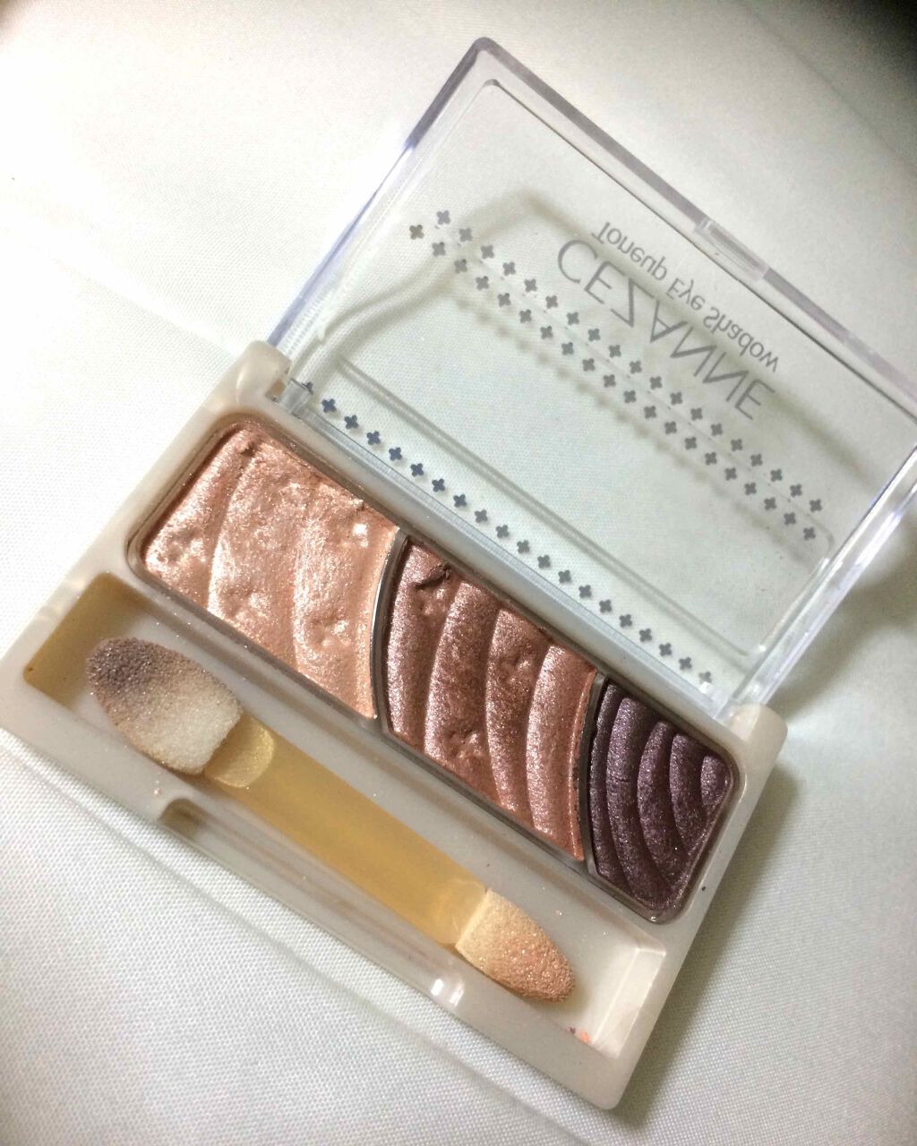 トーンアップアイシャドウ/CEZANNE/アイシャドウパレットを使ったクチコミ(1枚目)