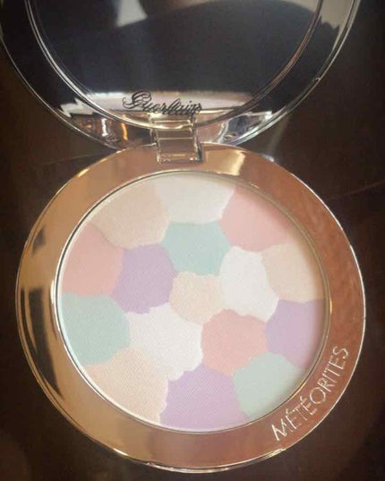 メテオリット コンパクト/GUERLAIN/プレストパウダーを使ったクチコミ(2枚目)