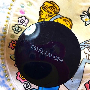 ESTEE LAUDER パーフェクティング ルース パウダーのクチコミ「エスティローダーのダブルウェアの後に
使ってます❣️
粒子が細かくて、肌になじみます❣️
サラ.....」（1枚目）