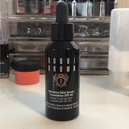 インテンシブ スキン セラム ファンデーション SPF40(PA++++)/BOBBI BROWN/リキッドファンデーションを使ったクチコミ(1枚目)