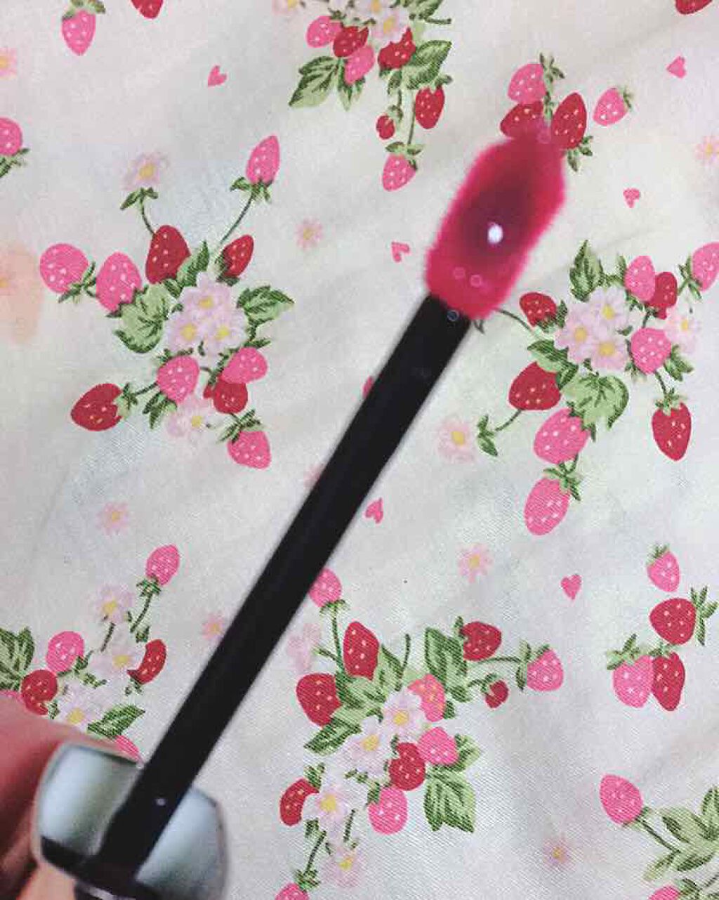 ユイルカレス/ロレアル パリ/リップグロスを使ったクチコミ（3枚目）