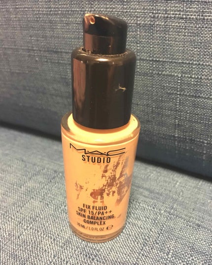 スタジオフィックス フルイッド SPF 15/M・A・C/リキッドファンデーションを使ったクチコミ(1枚目)