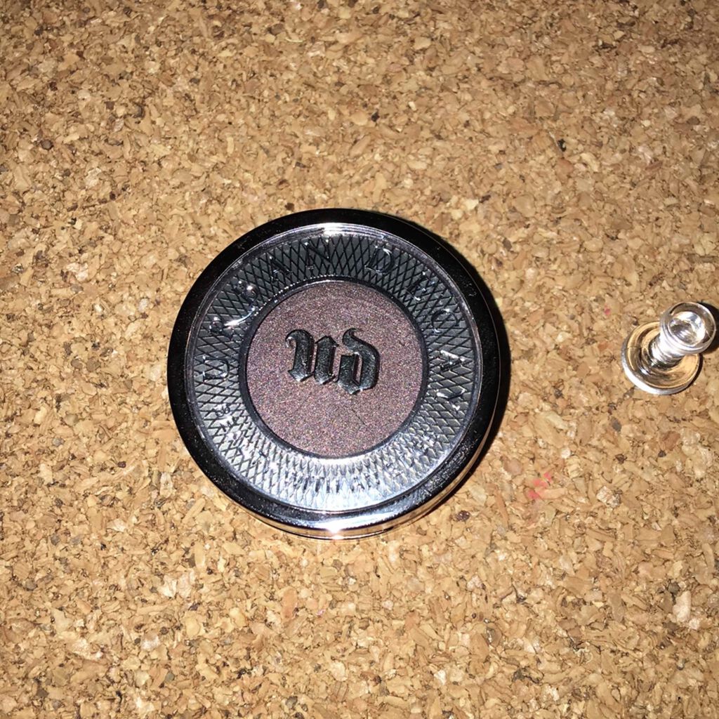 アイシャドウ/アーバンディケイ/単色アイシャドウを使ったクチコミ（2枚目）