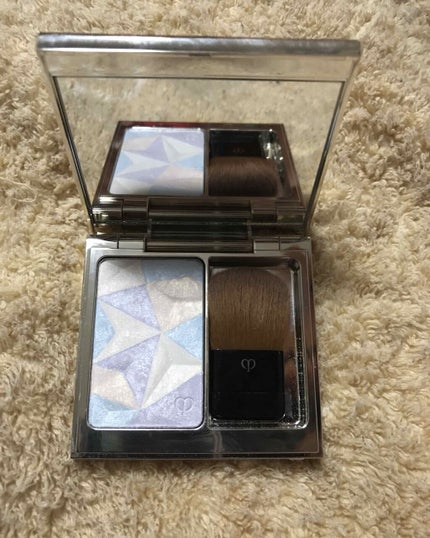 クレ・ド・ポー ボーテ レオスールデクラ/クレ・ド・ポー ボーテ/パウダーハイライトを使ったクチコミ(2枚目)