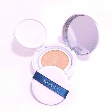 MISSHA M クッション ファンデーション (ウェディングパーリー)のクチコミ「〇 MISSHA MAGIC CUSHION 
WEDDING PEARLY

数量限定で発売.....」（2枚目）