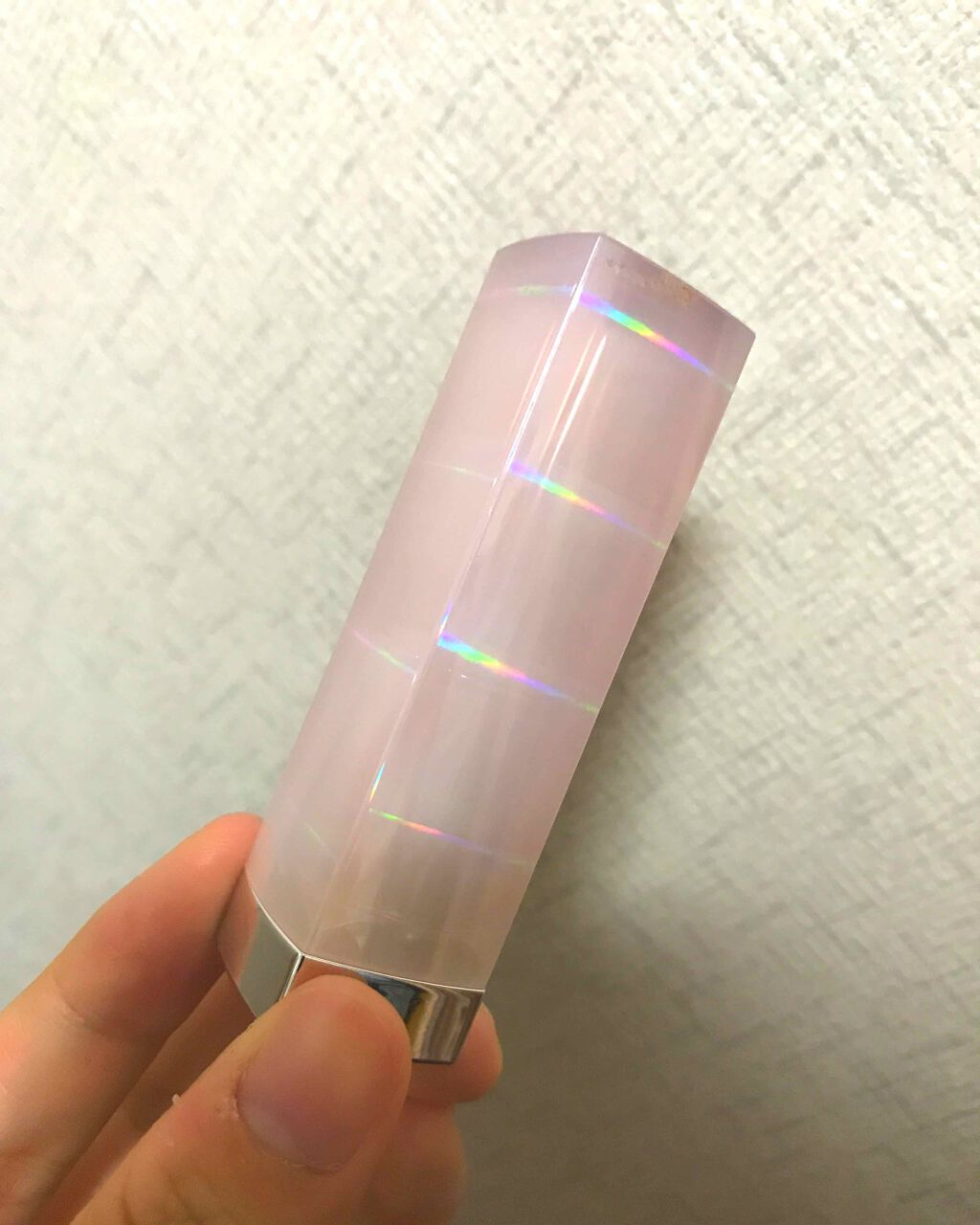 ウォーター シャイニー ミルキー/MAYBELLINE NEW YORK/口紅を使ったクチコミ(1枚目)