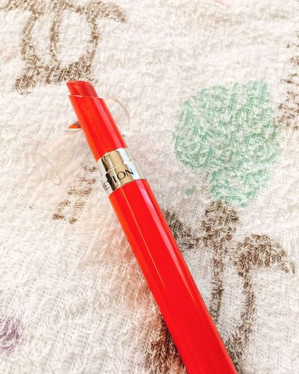 ウルトラ HD ジェル リップカラー/REVLON/口紅を使ったクチコミ(2枚目)