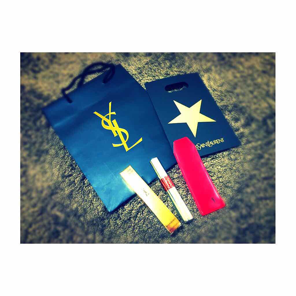 ヴォリュプテ ティントインオイル/YVES SAINT LAURENT BEAUTE/リップグロスを使ったクチコミ(1枚目)