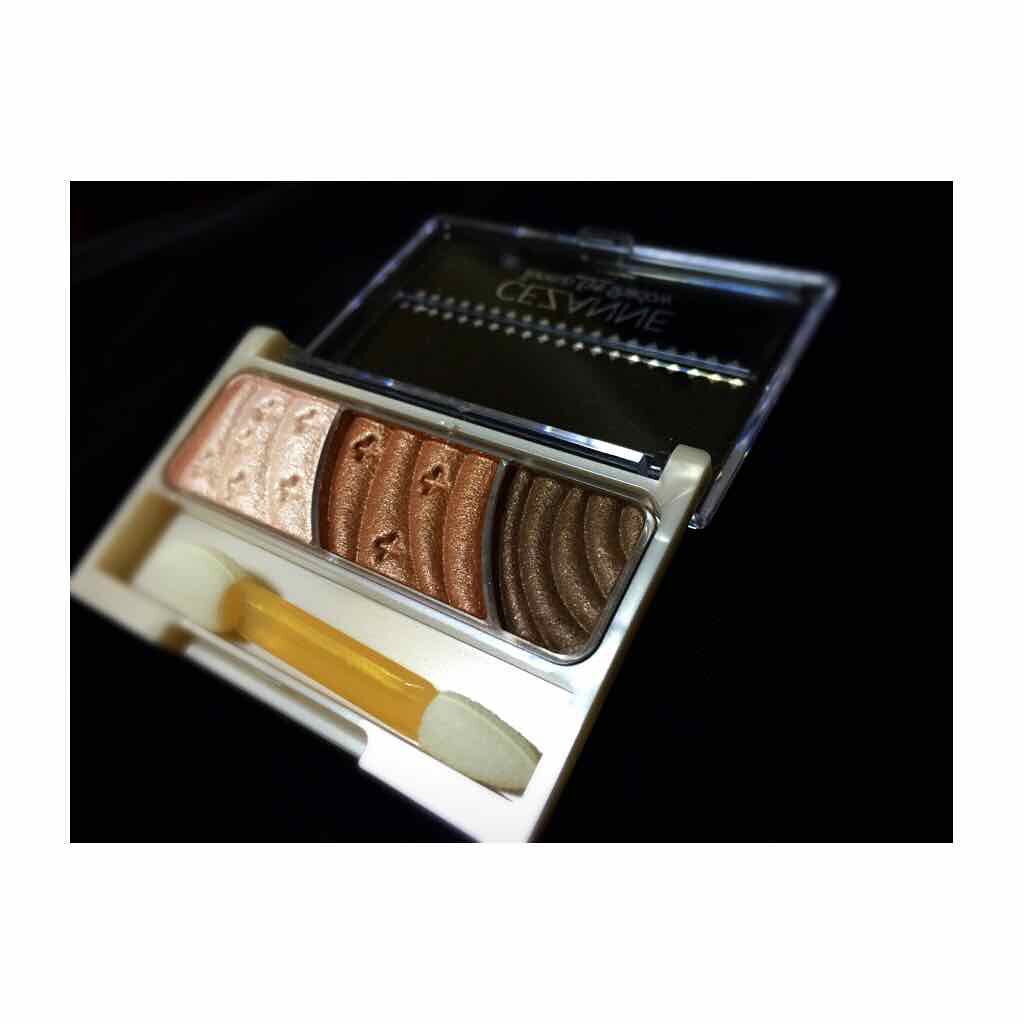 トーンアップアイシャドウ/CEZANNE/アイシャドウパレットを使ったクチコミ(2枚目)