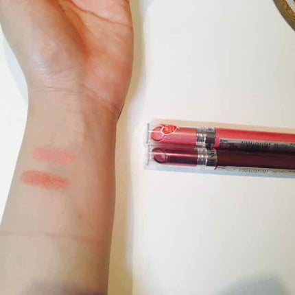 ウルトラ HD ジェル リップカラー/REVLON/口紅を使ったクチコミ(2枚目)