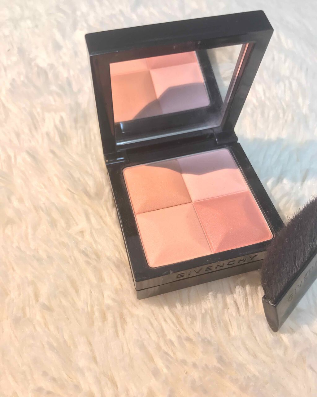 ル・プリズム・ブラッシュ/GIVENCHY/パウダーチークを使ったクチコミ（3枚目）