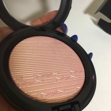 エクストラ ディメンション スキンフィニッシュ/M・A・C/プレストパウダーを使ったクチコミ(2枚目)