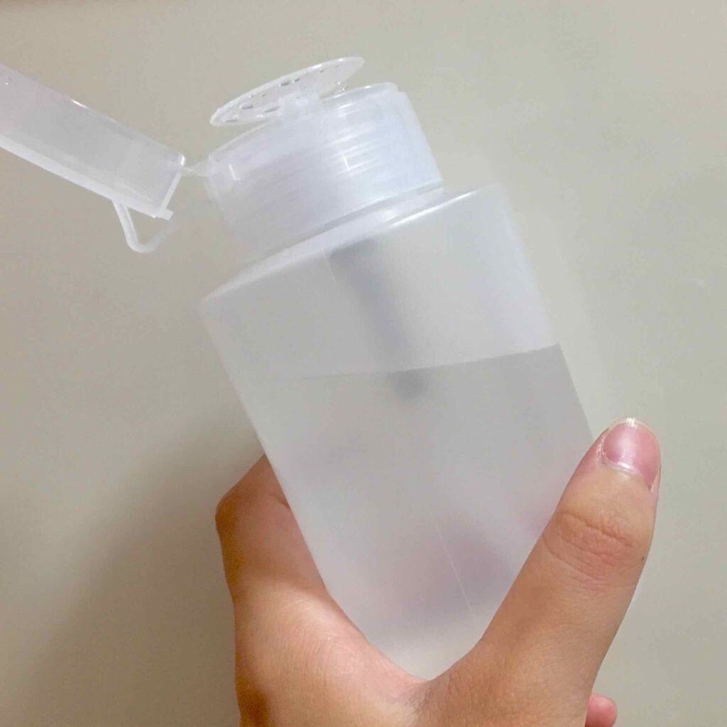 ポンプ式ボトル Daisoの使い方を徹底解説 超優秀 100均で買えるおすすめコスメ ダイソーのボトル この By ちなつ 乾燥肌 10代後半 Lips