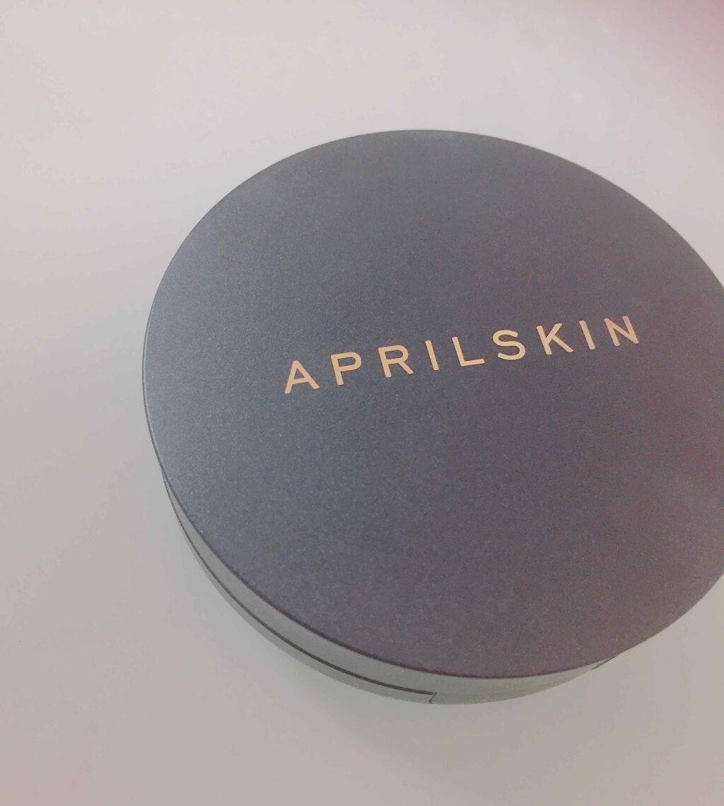 マジックスノークッション ブラック 2.0/APRILSKIN/クッションファンデーションを使ったクチコミ(1枚目)