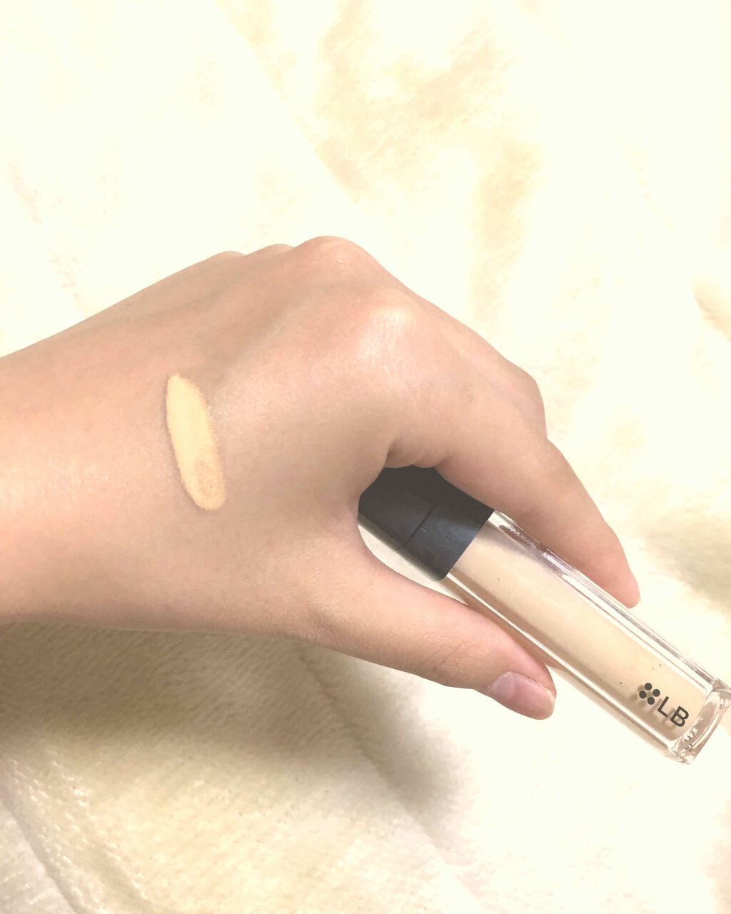 ハイブリッドカバーコンシーラー/LB/リキッドコンシーラーを使ったクチコミ（2枚目）