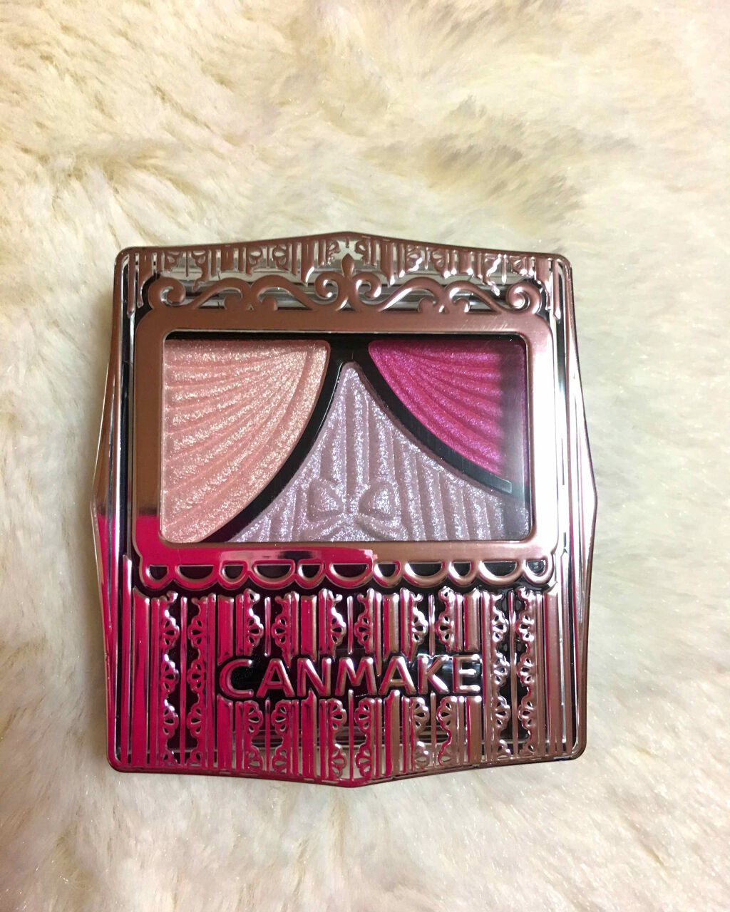 ジューシーピュアアイズ/キャンメイク/アイシャドウパレットを使ったクチコミ(2枚目)
