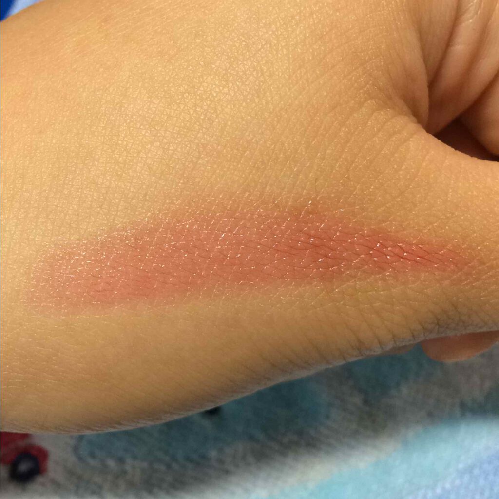 リップドレスR/A Luxury (ア・ラグジュアリー)/リップグロスを使ったクチコミ(2枚目)