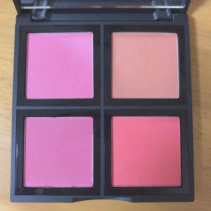 ブラッシュパレット/e.l.f. Cosmetics/パウダーチークを使ったクチコミ(2枚目)