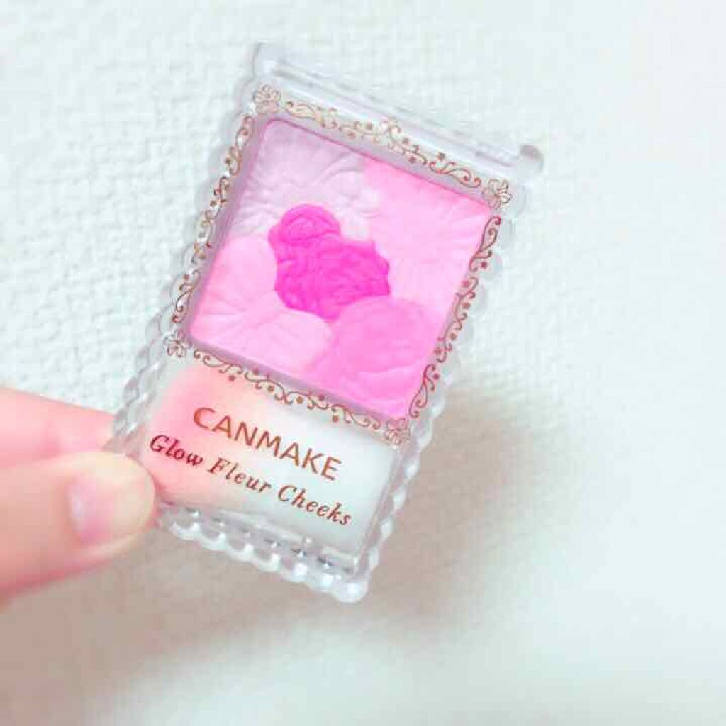 グロウフルールチークス/キャンメイク/パウダーチークを使ったクチコミ(1枚目)