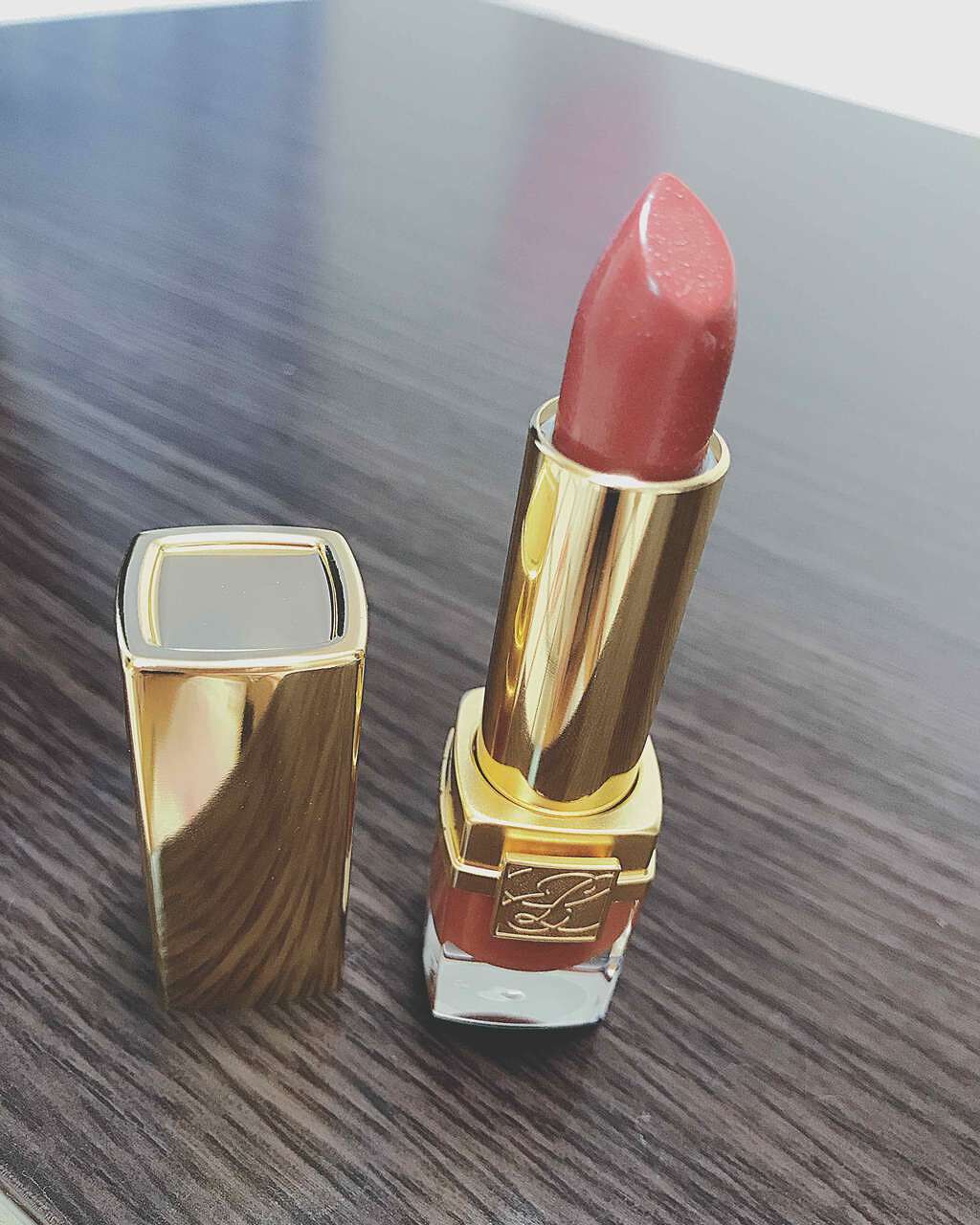 ピュア カラー クリスタル シアー リップスティック/ESTEE LAUDER/口紅を使ったクチコミ(1枚目)