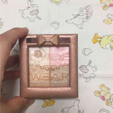 PHYSICIANS FORMULA ヌードウェアグロウパレットのクチコミ「写真の使用感がすごいことからご察しの通りこのコスメは大好きです💞😻この中のハイライトが特にオス.....」（1枚目）