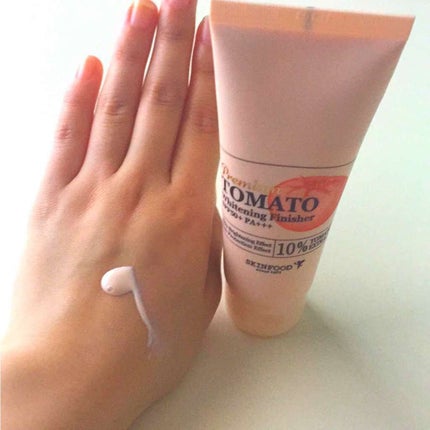 プレミアムトマト ブライトニング フィニッシャー/SKINFOOD/化粧下地を使ったクチコミ(1枚目)