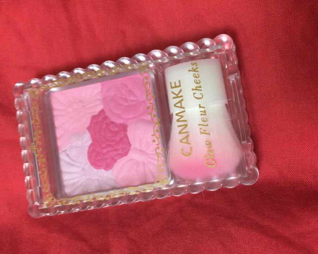 グロウフルールチークス/キャンメイク/パウダーチークを使ったクチコミ(1枚目)